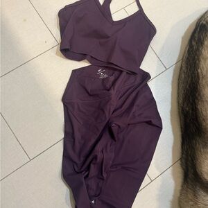 Set Active Sports Bra and Leggings Set